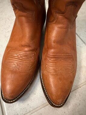Men's Western Cowboy Boots in Cognac Brown Leather